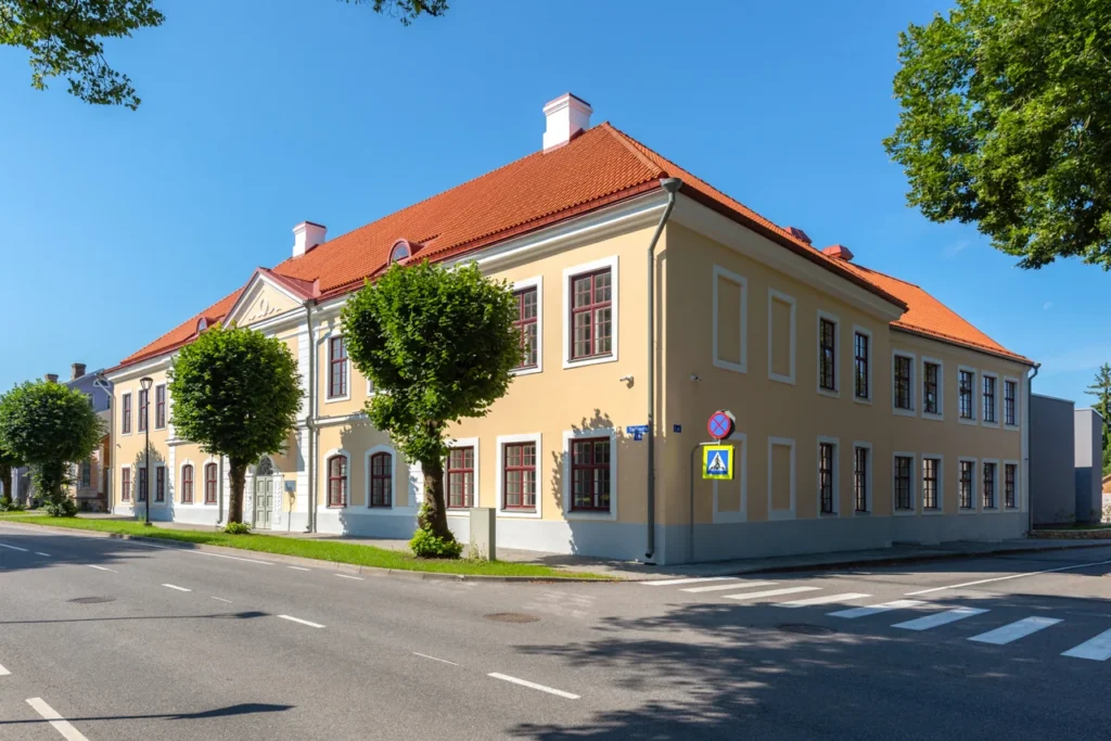 Paide kohtu- ja riigimaja